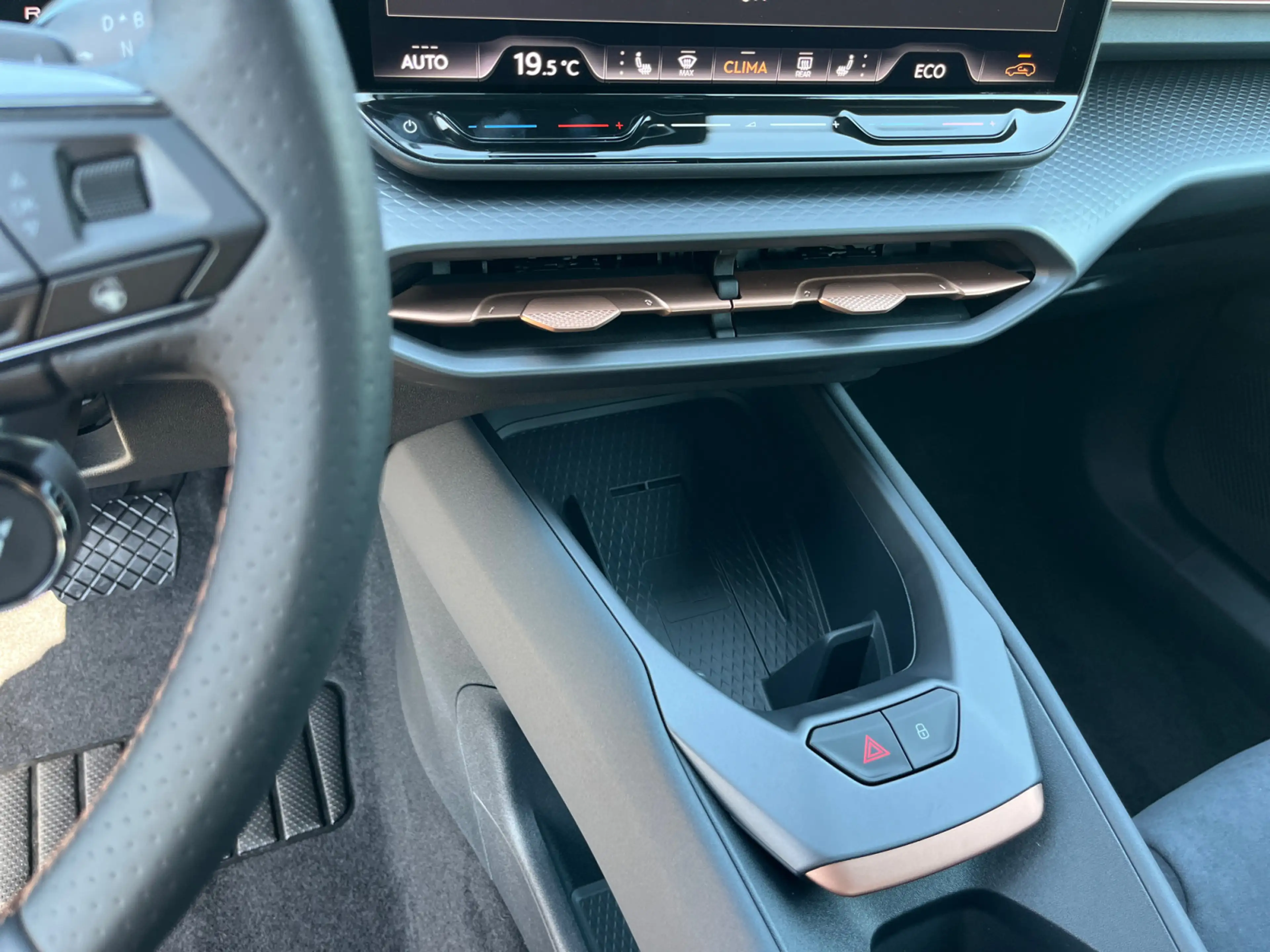CUPRA Raval Endurance Edition Dynamic 155kw 211PS — photo 8