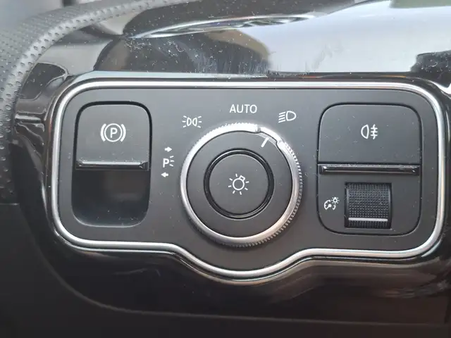 Mercedes-Benz A-Class view 19