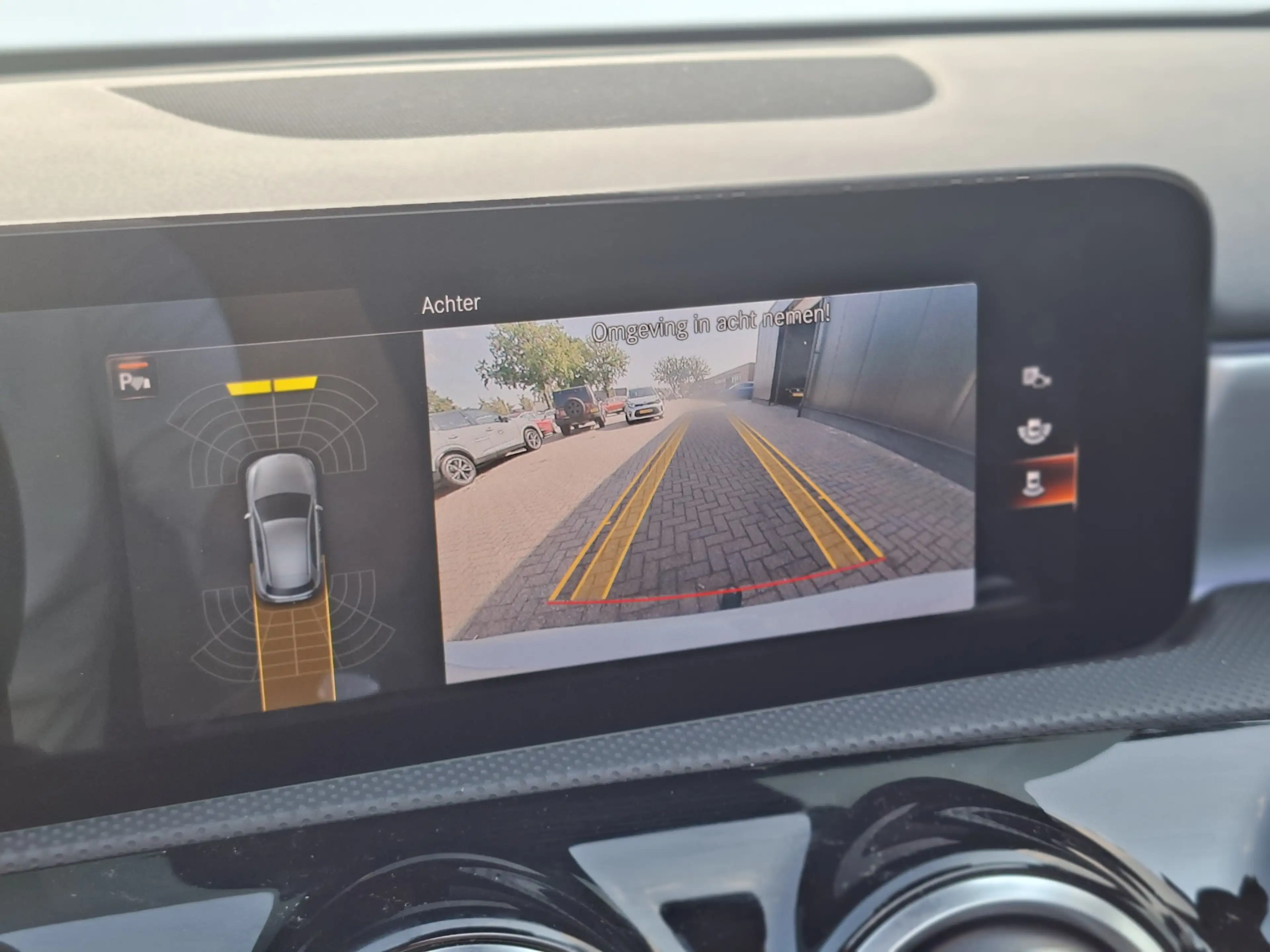 Mercedes-Benz A 250 e Business Solution PHEV AMG Pano Trekhaak Memory — photo 7