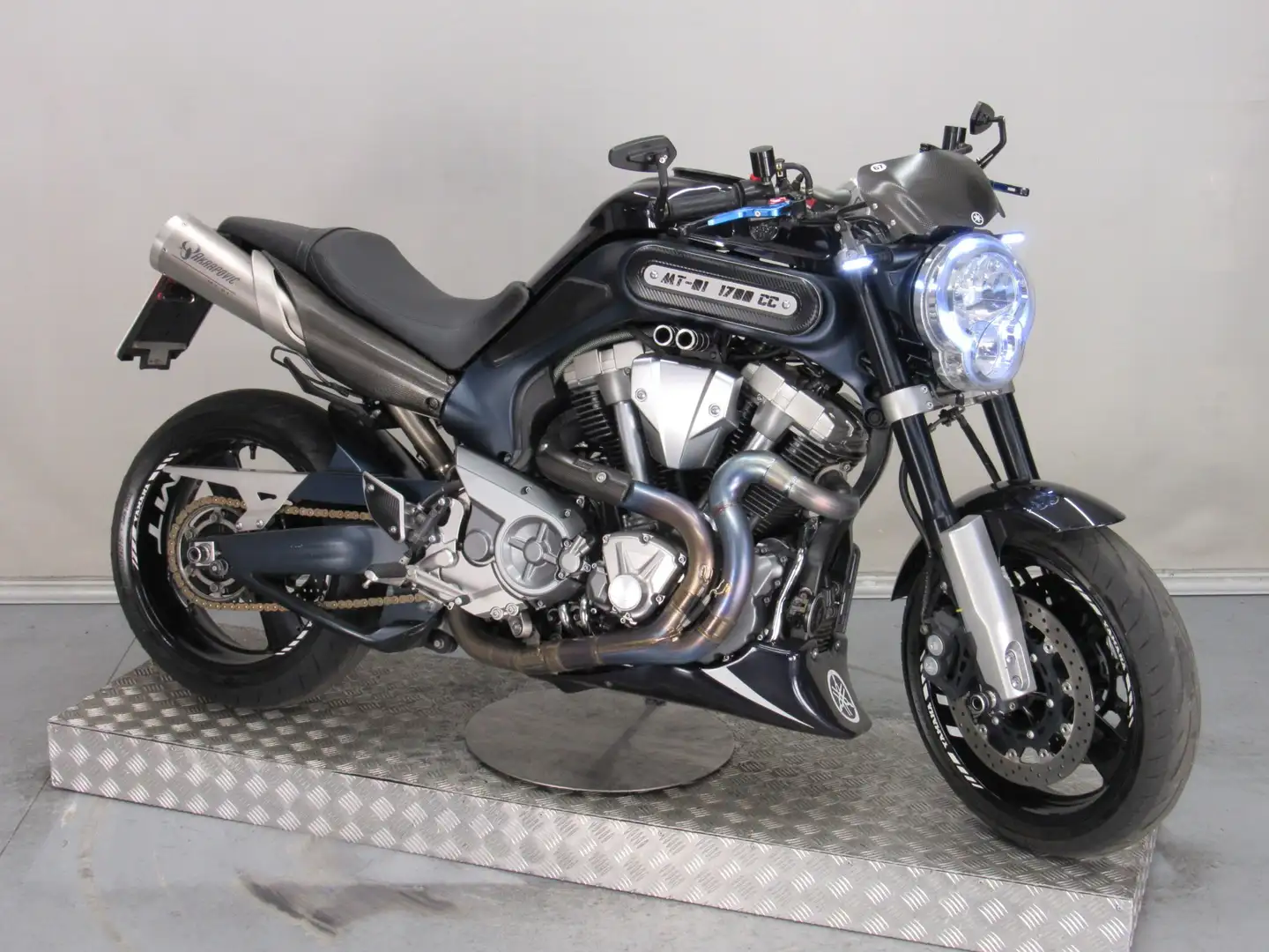 Yamaha MT-01 STAGE III - 2