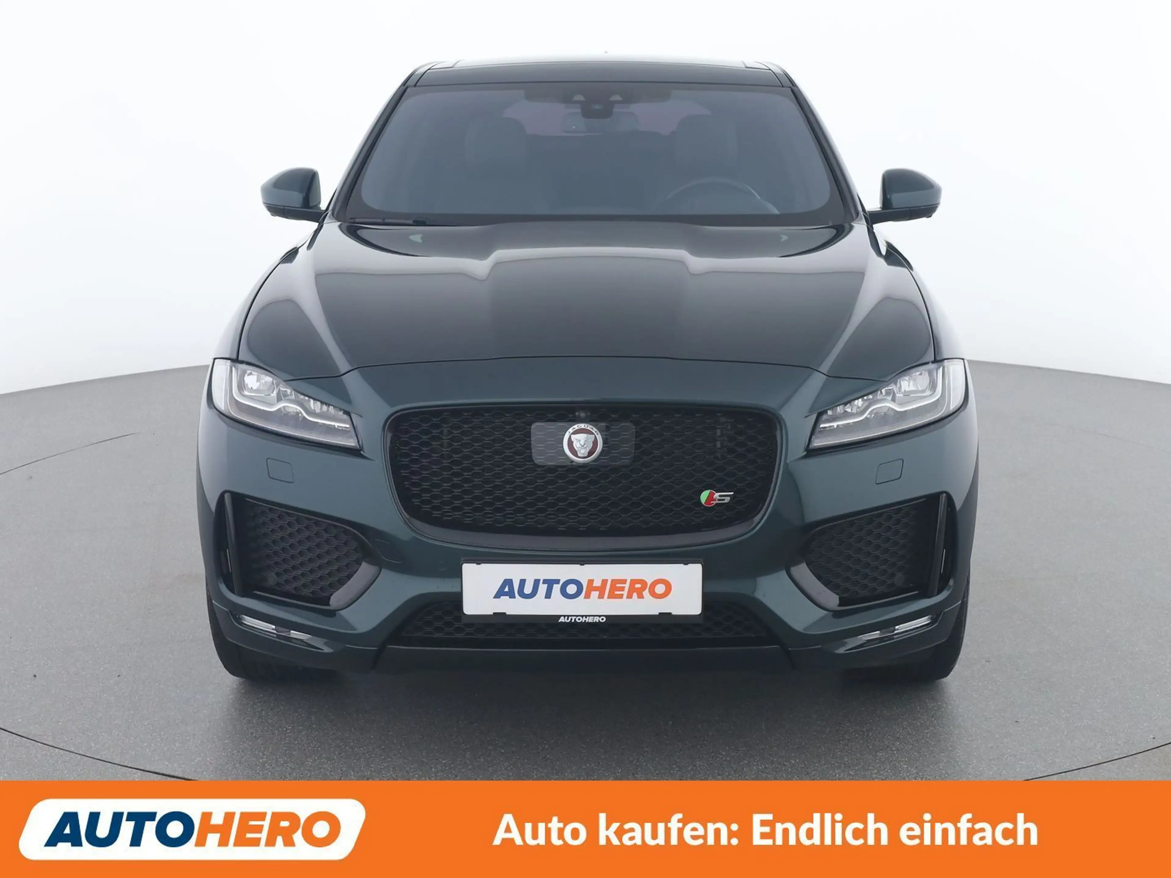 Jaguar F-Pace S AWD — photo 9