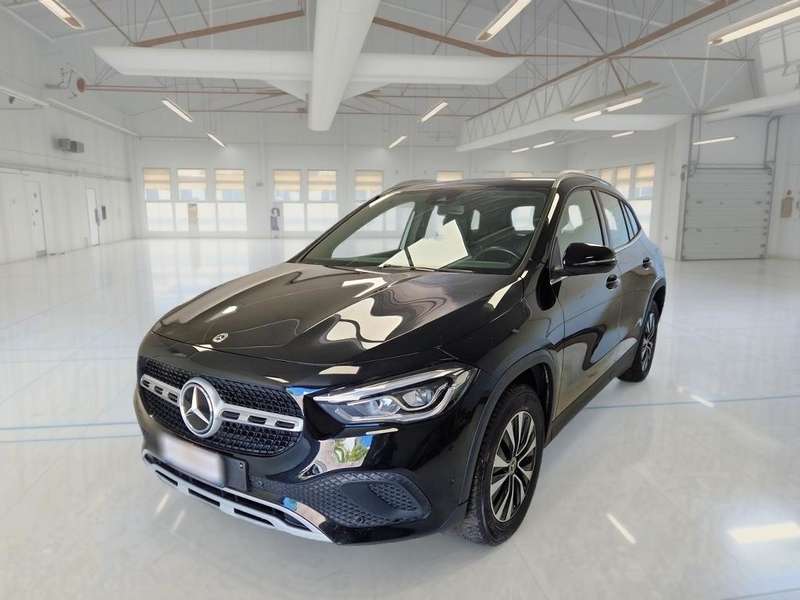 Mercedes-Benz GLA 250