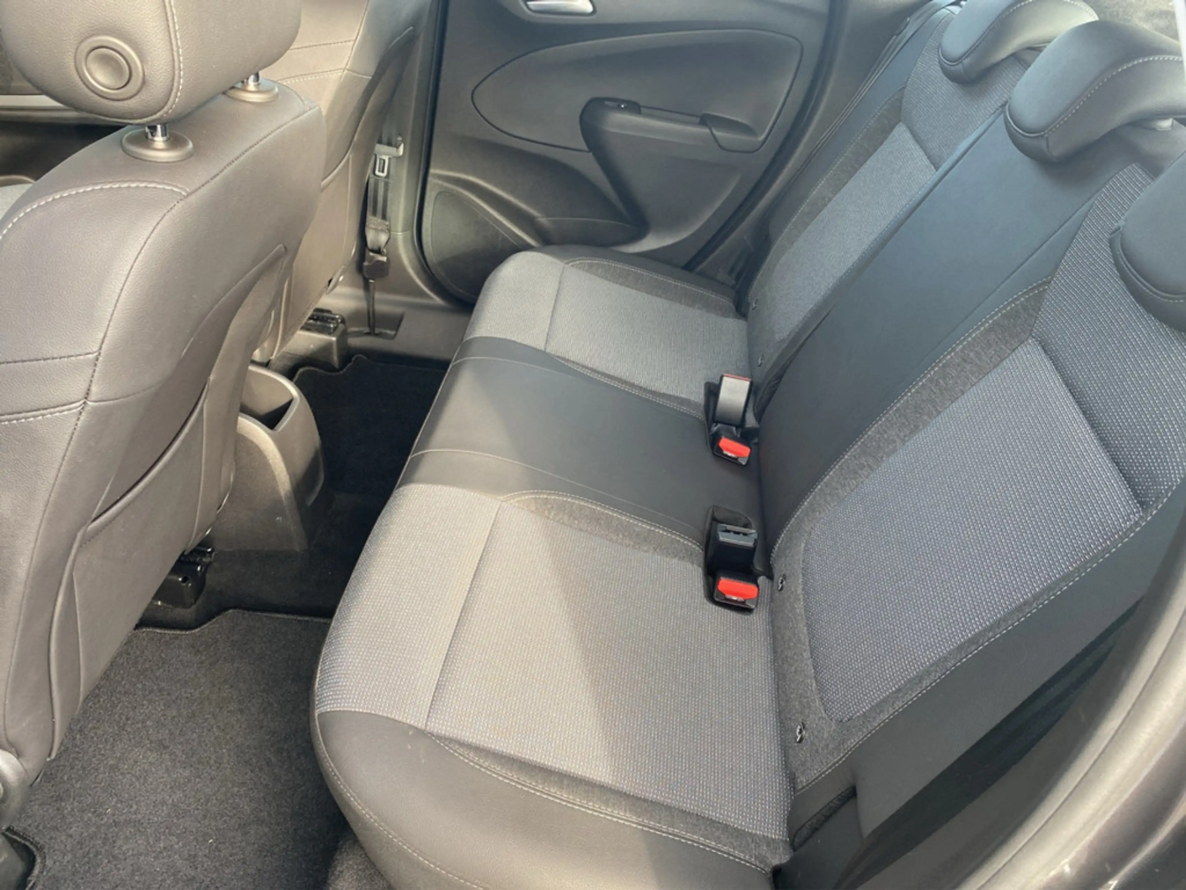 Opel Crossland 1.2 T Elegance LED+Navi+RFK LED+Nav — photo 12