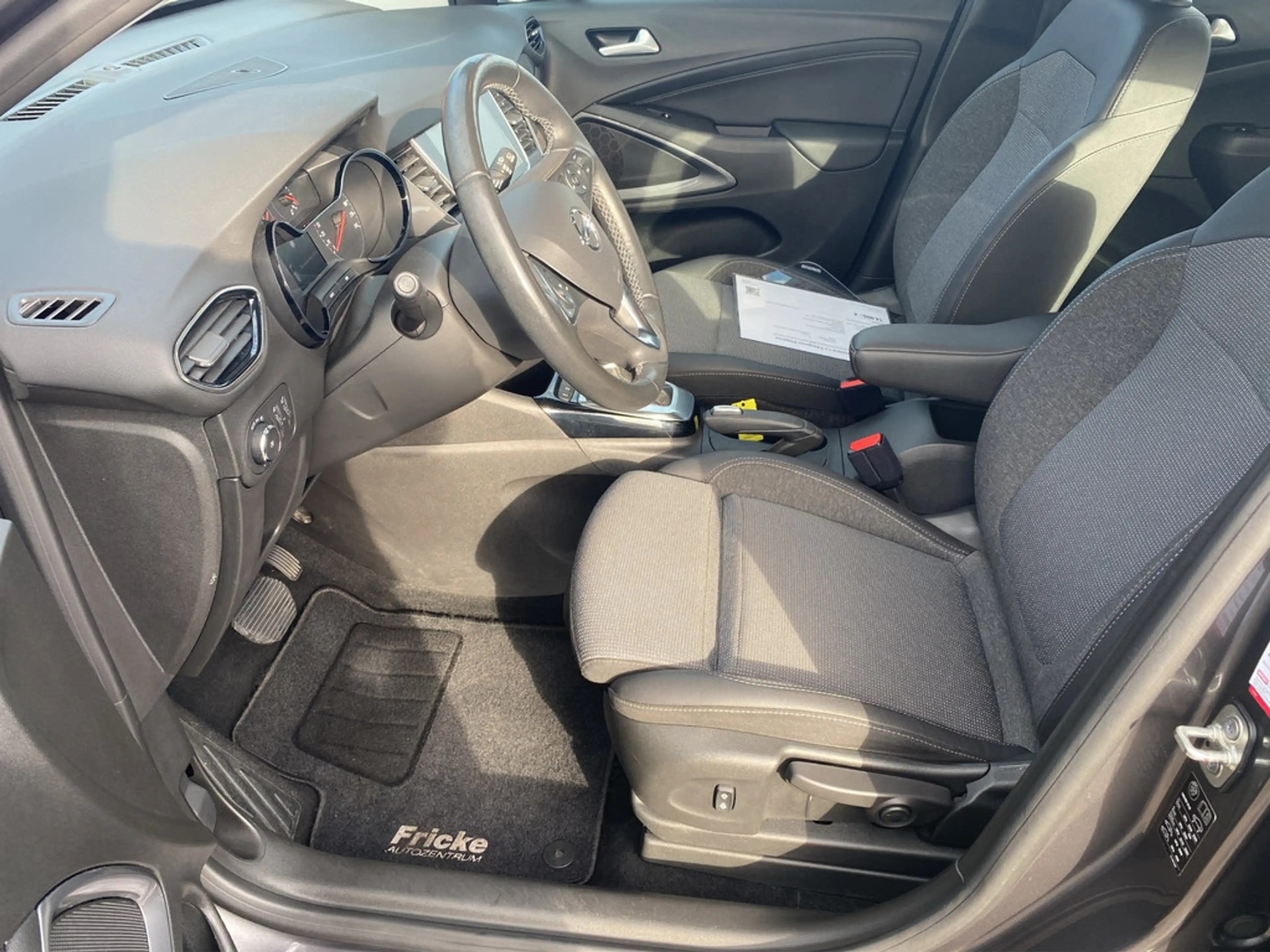 Opel Crossland 1.2 T Elegance LED+Navi+RFK LED+Nav — photo 10