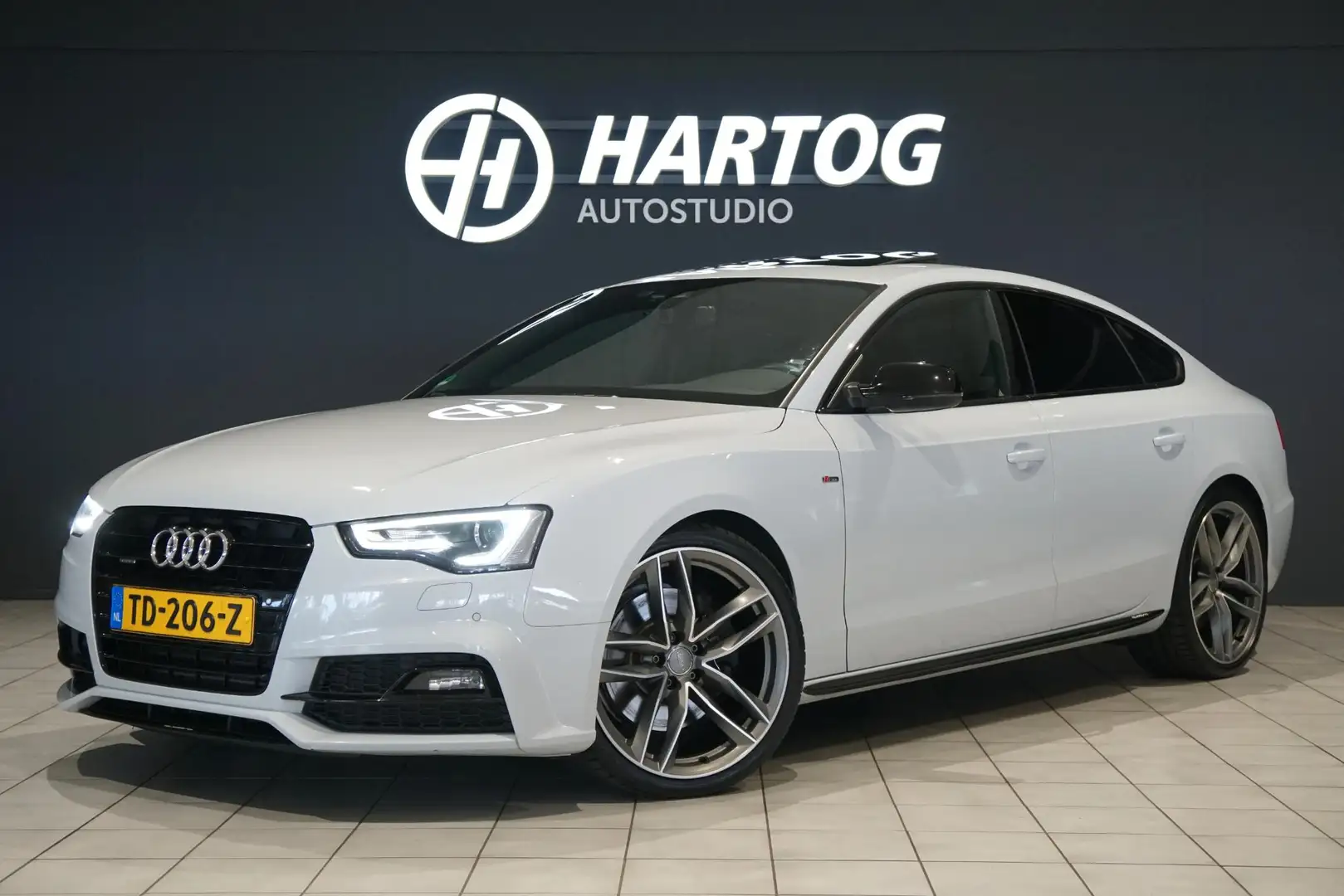 Audi A5 Sportback 3.0 TDI quattro Suzuka Grau 3x S-Line + Grau - 1