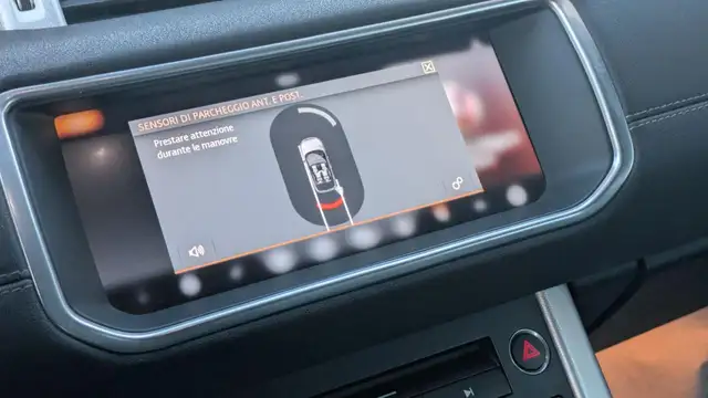 Land Rover Range Rover Evoque view 12