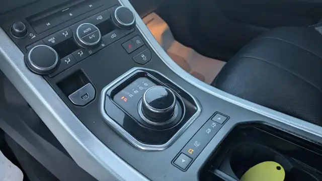 Land Rover Range Rover Evoque view 10