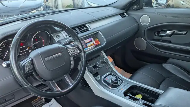 Land Rover Range Rover Evoque view 9