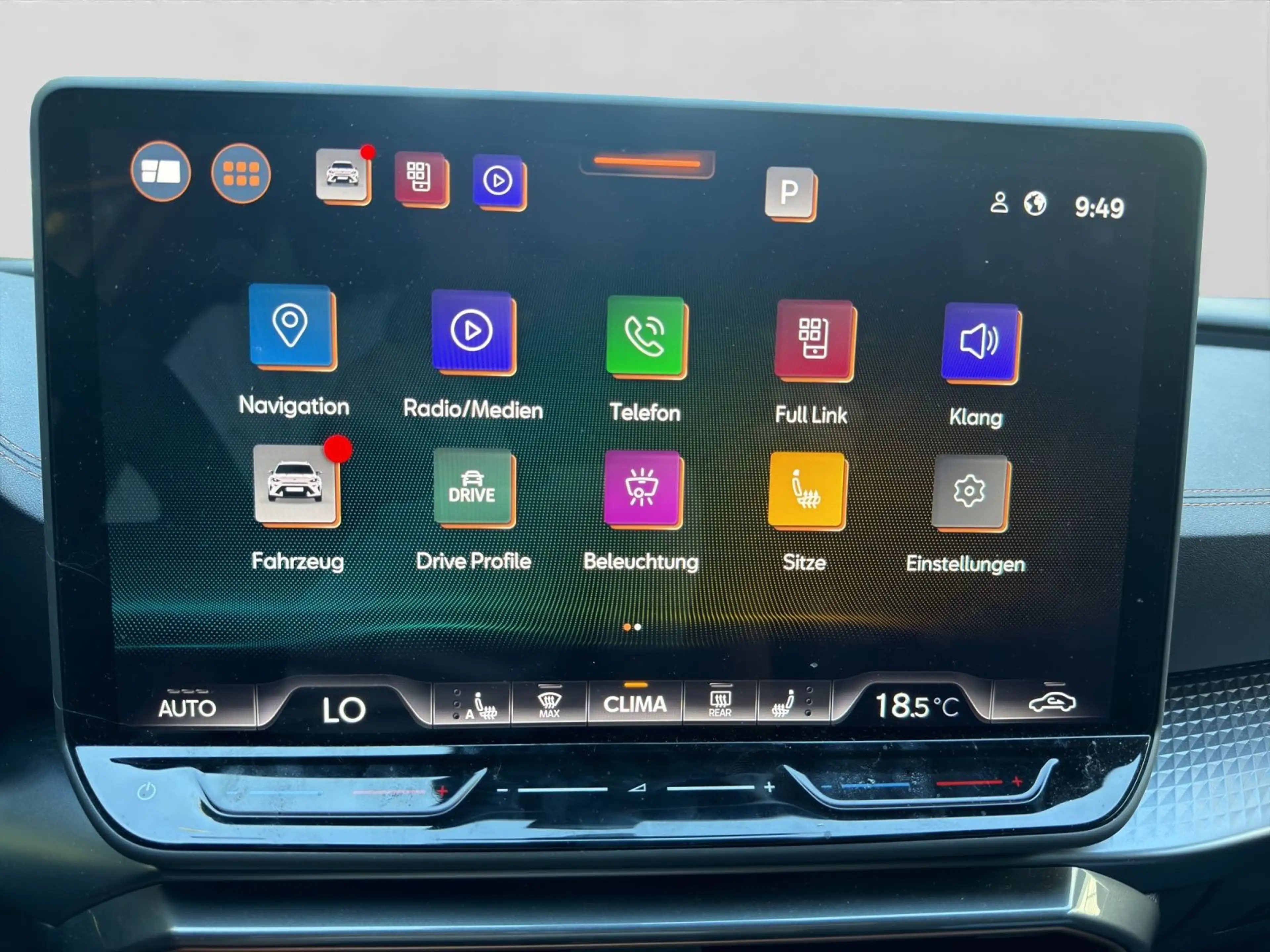 CUPRA Formentor 1.5 eTSI DSG NAVI ACC IPA SITZH LM18 G — photo 14