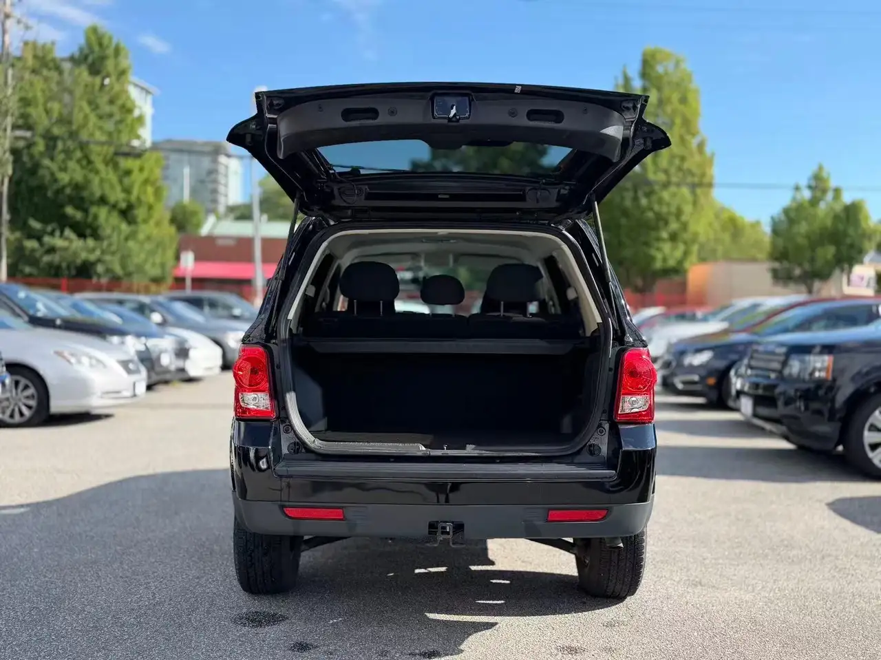Mazda Tribute снимка Mazda Tribute