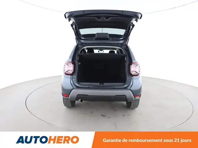 Dacia Duster view 16