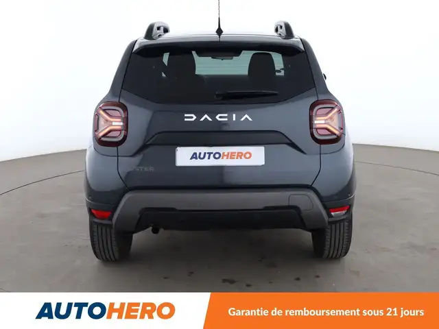 Dacia Duster view 5