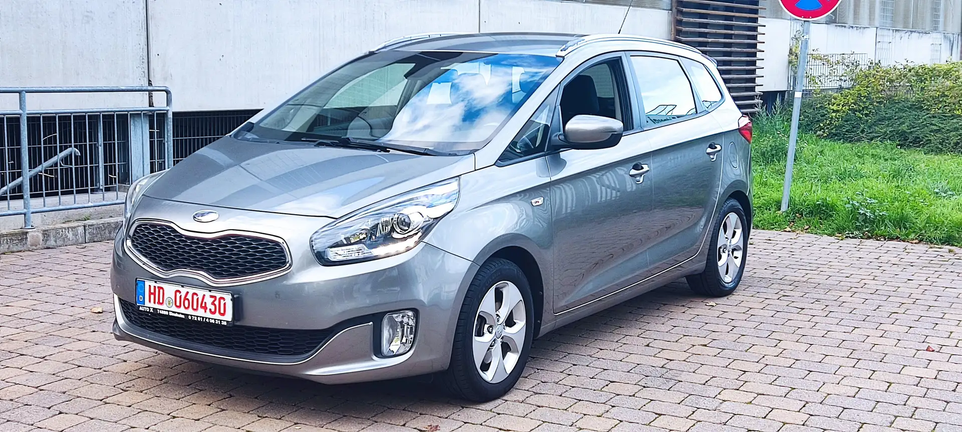 Kia Carens Kia Crenzs Edition 7 Diese EURO 5 AHK Grau - 2
