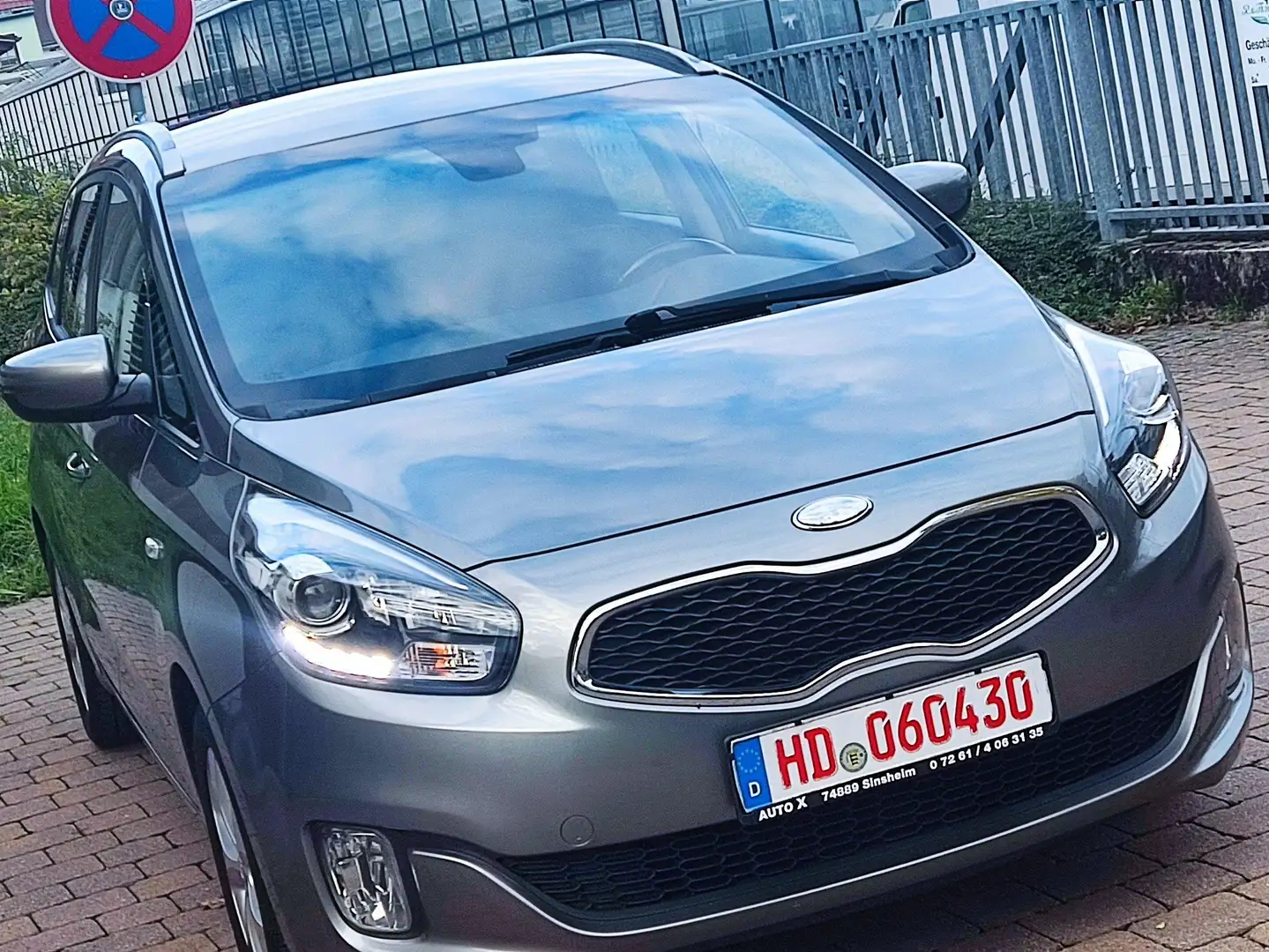 Kia Carens Kia Crenzs Edition 7 Diese EURO 5 AHK Grau - 1