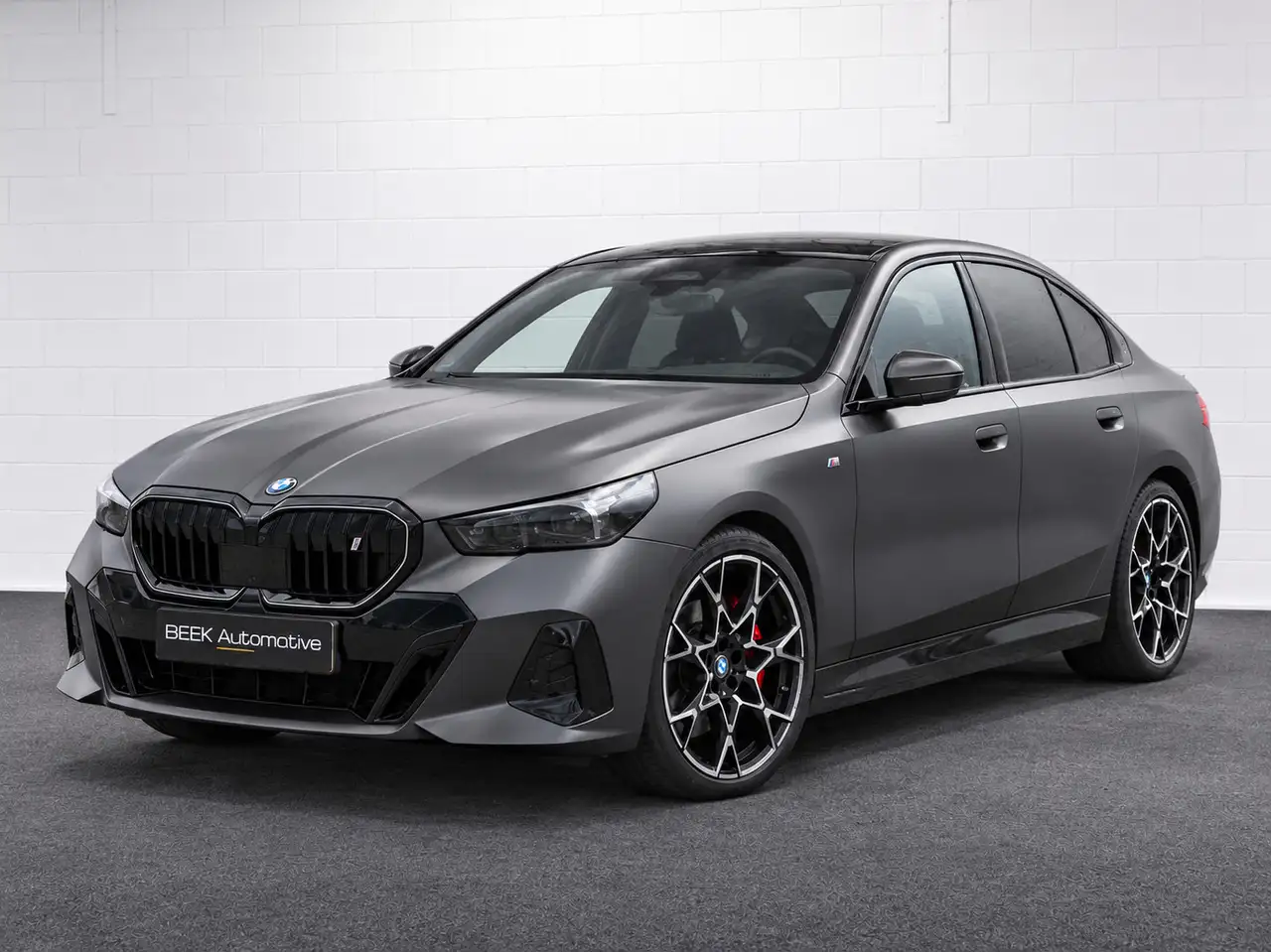 BMW i5