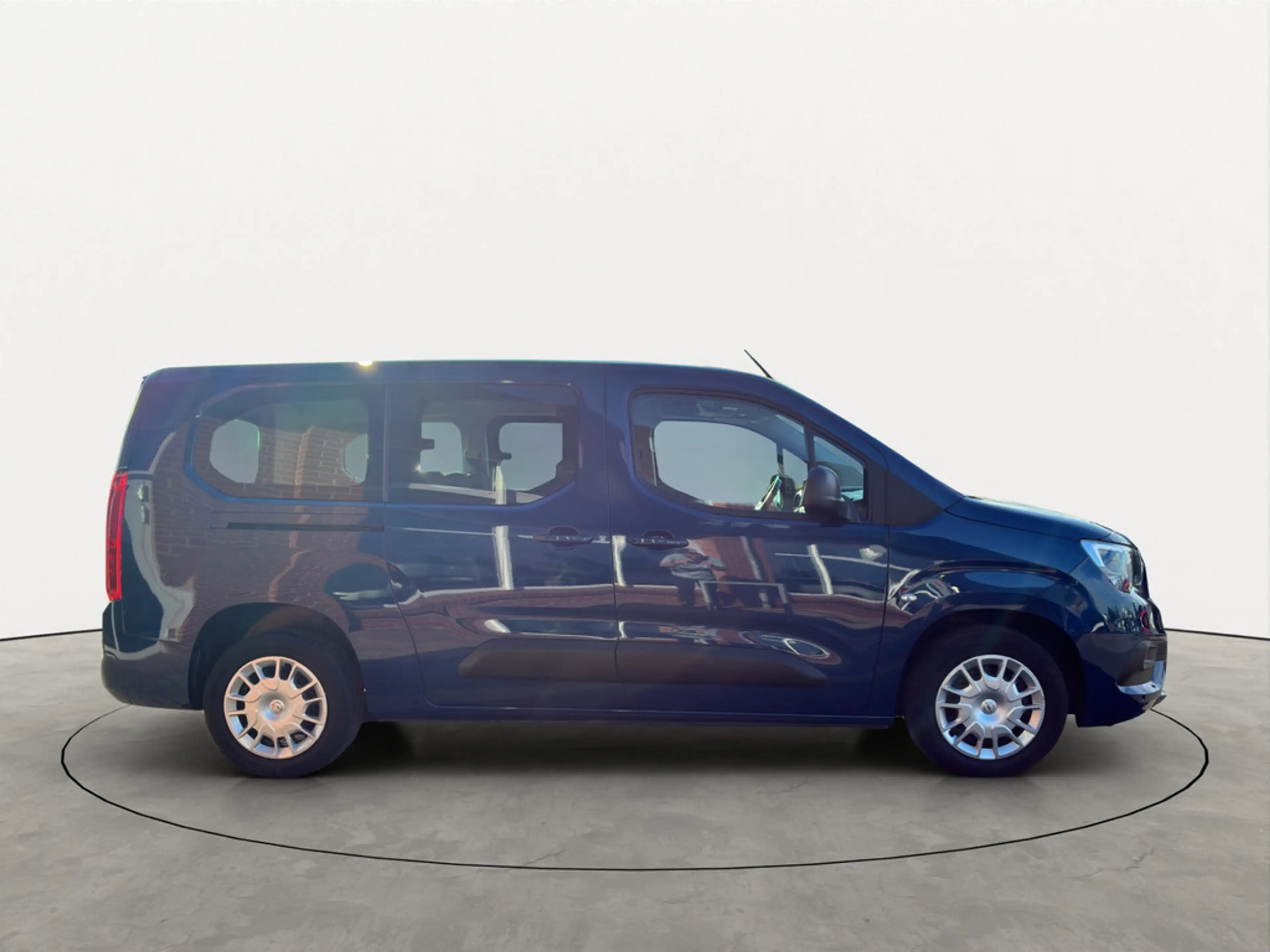 Opel Combo Life E 1.2 Edition | NAVI | AHK | SHZ — photo 6