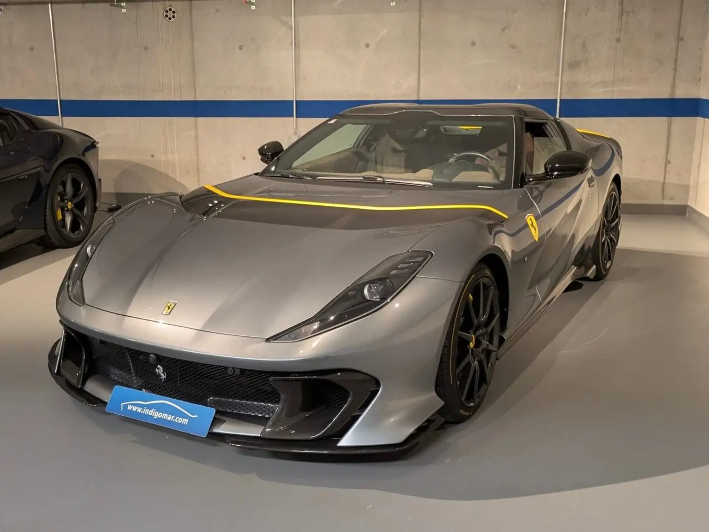 Ferrari 812 Competizione Aperta *FULL CARBON*AIRBRUSHED* Gris - 1