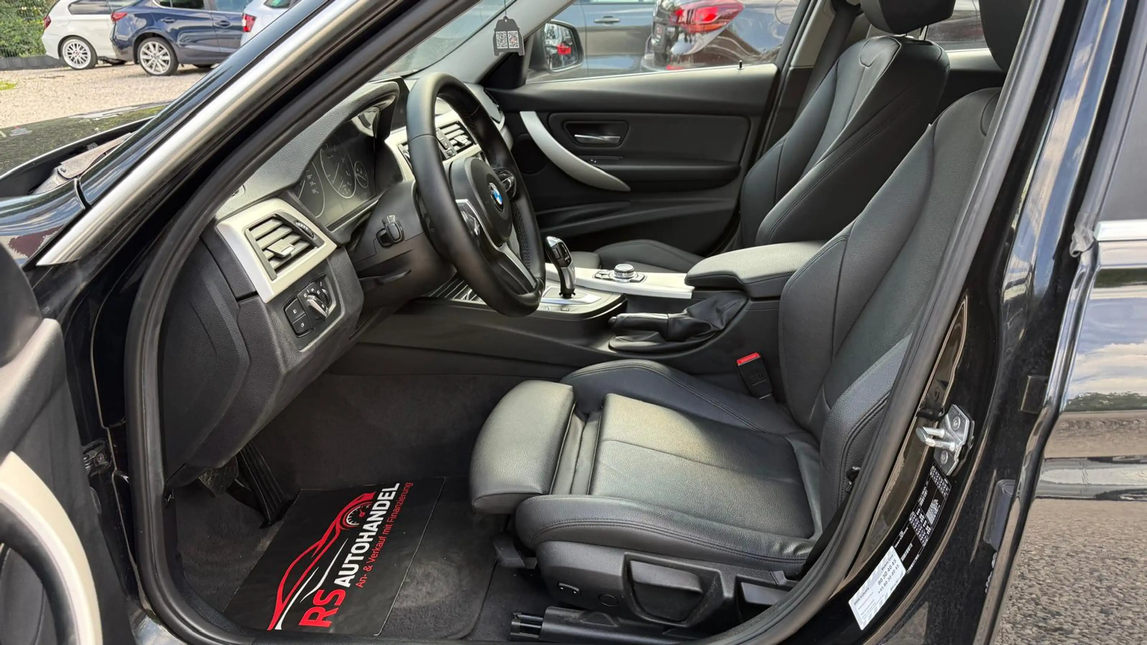 BMW 330 d Sport /Navi/AHK/Leder/TEMP — photo 12