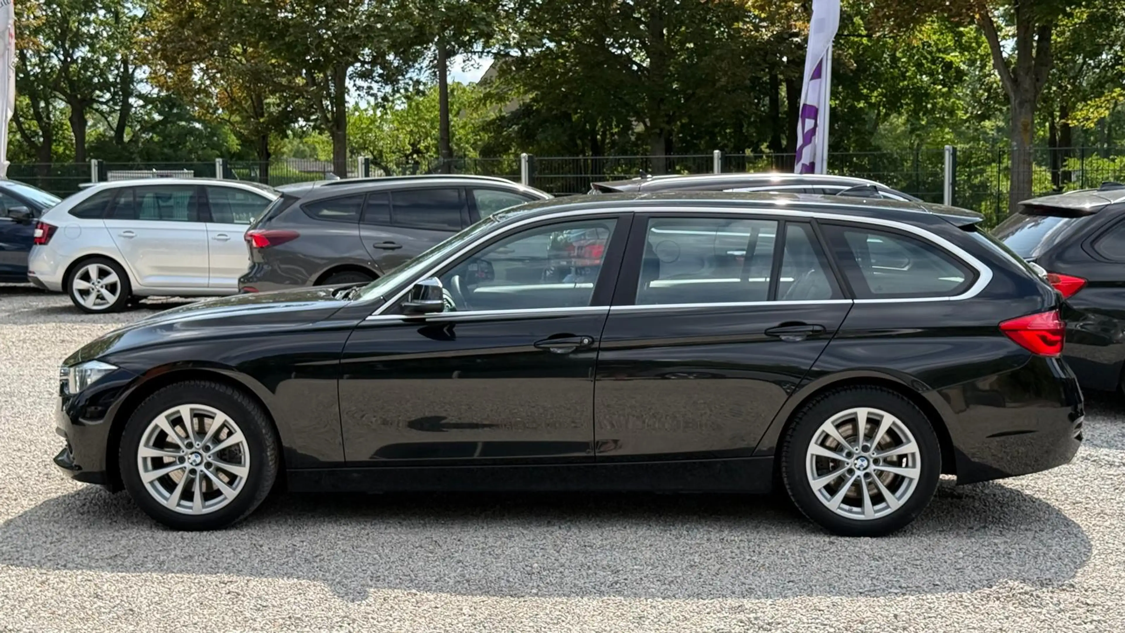 BMW 330 d Sport /Navi/AHK/Leder/TEMP — photo 6