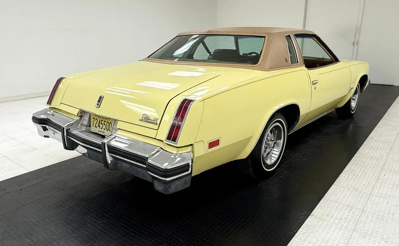 Oldsmobile Cutlass Salon Hardtop, foto 5