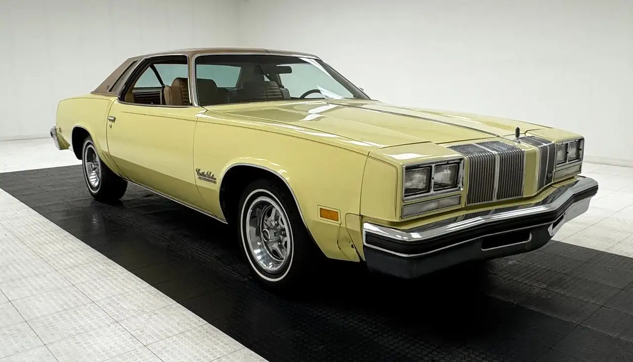 Oldsmobile Cutlass Salon Hardtop, foto 7