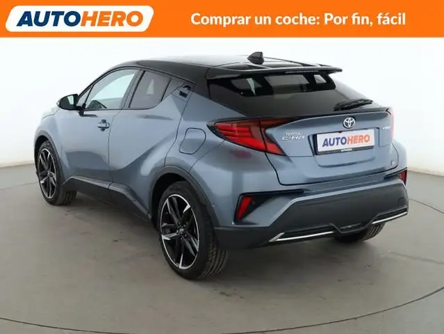 Toyota C-HR view 4