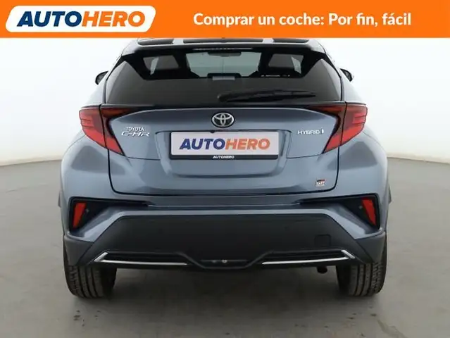 Toyota C-HR view 5