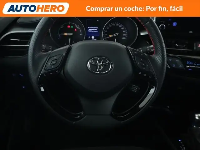 Toyota C-HR view 23