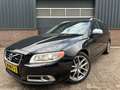 Volvo V70 2.0T 203PK R-Edition Trekhaak / Navigatie / Xenon Noir - thumbnail 1