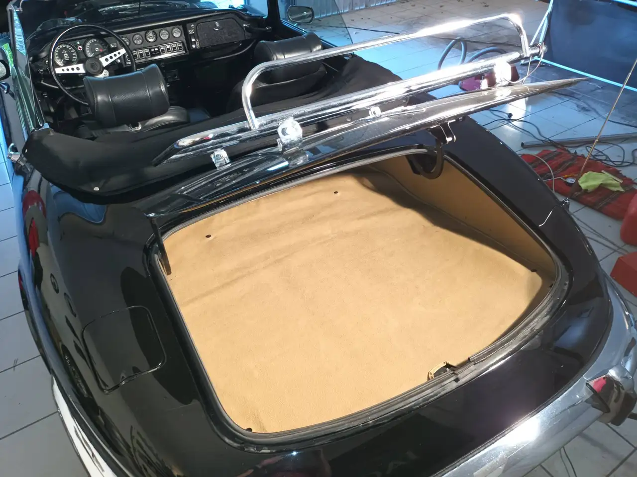 Jaguar E-Type V12 Roadster, foto 11