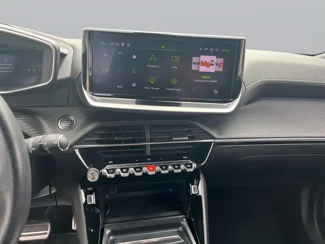Peugeot 2008 view 14