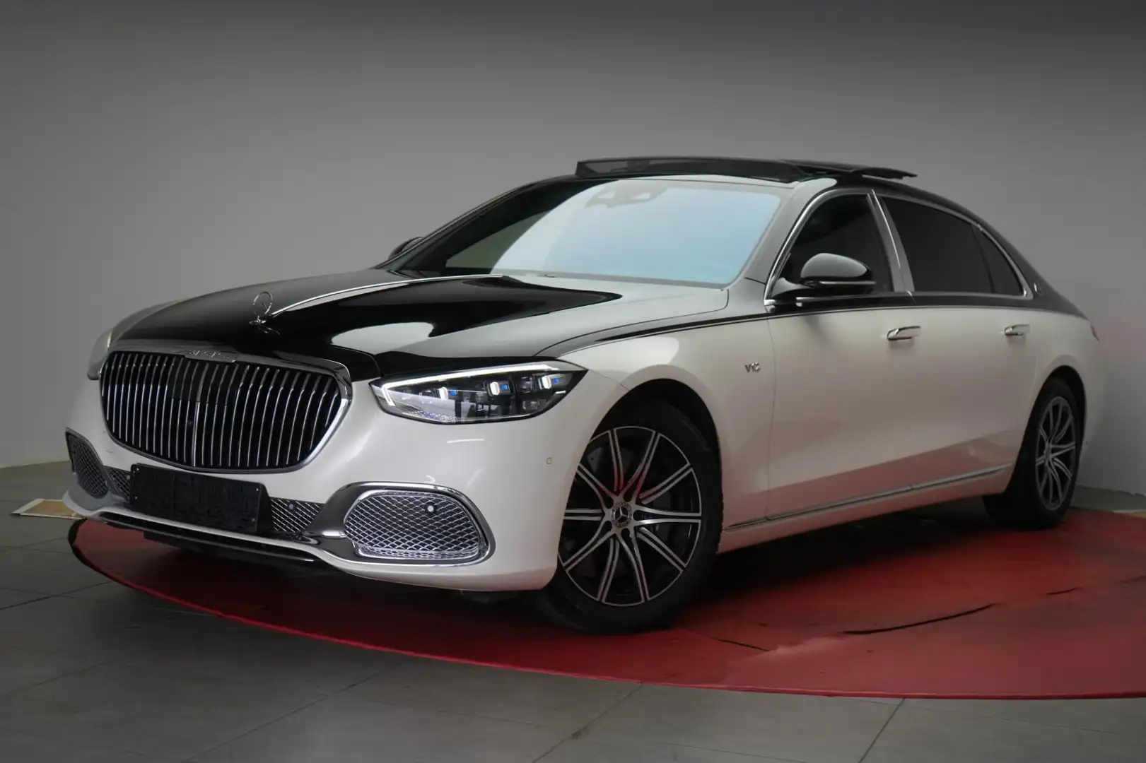 Mercedes-Benz S 650 Maybach 4Matic L 9G-Tronic Weiß - 2