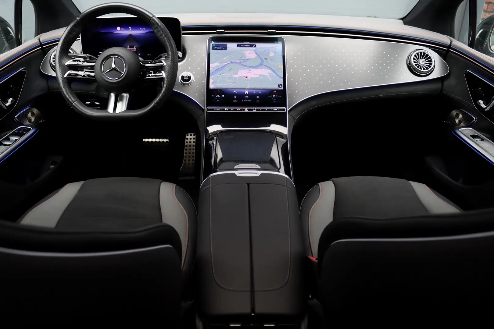 Mercedes-Benz EQE 300 AMG Line 89 kWh | Distronic | Panoramadak | Burmes Gris - 2