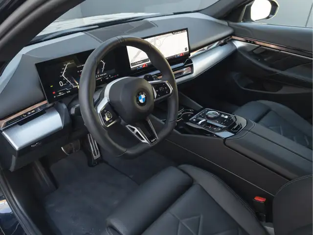 BMW M view 13