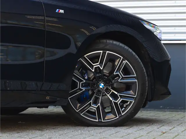 BMW M view 12