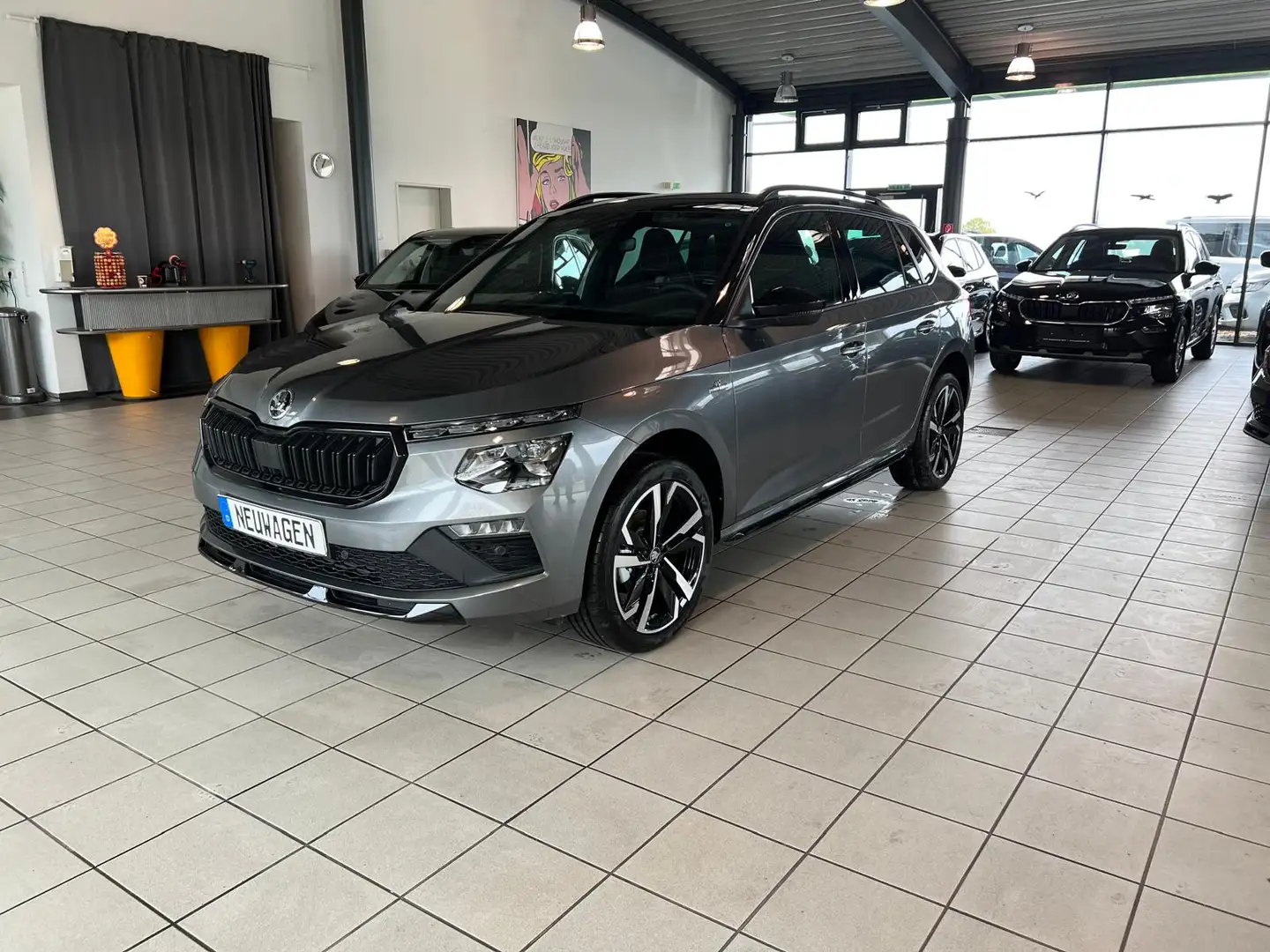 Skoda Kamiq 1.5 TSI 110kw Monte Carlo+ |PANORAMA Grau - 1