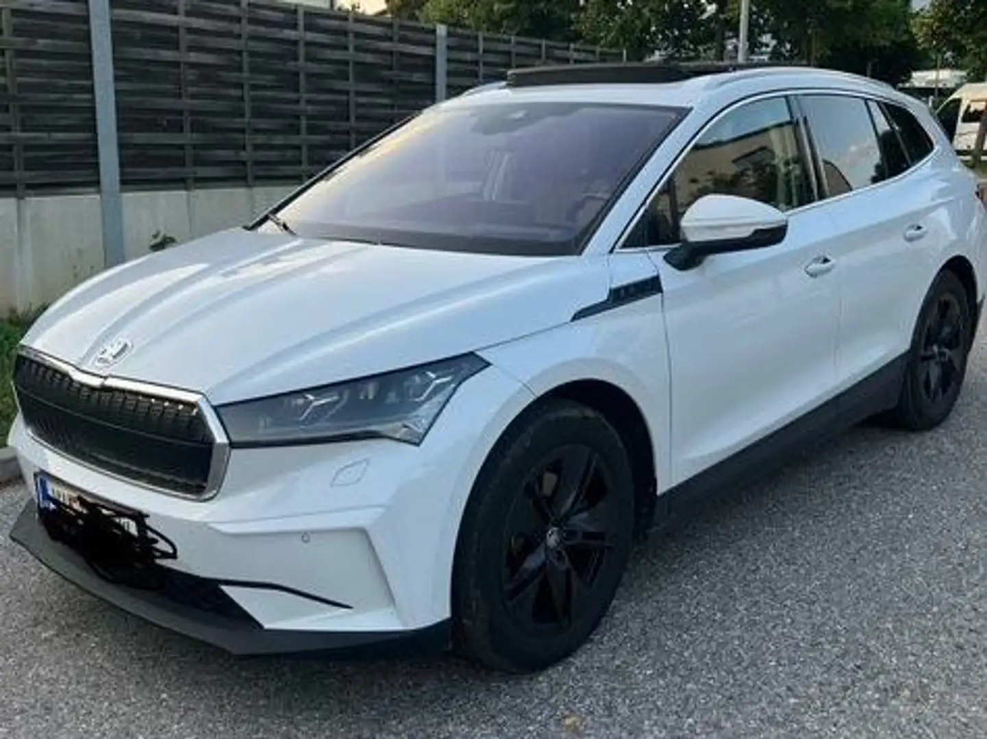 Skoda Enyaq Enyaq iV 60 62kWh Weiß - 1