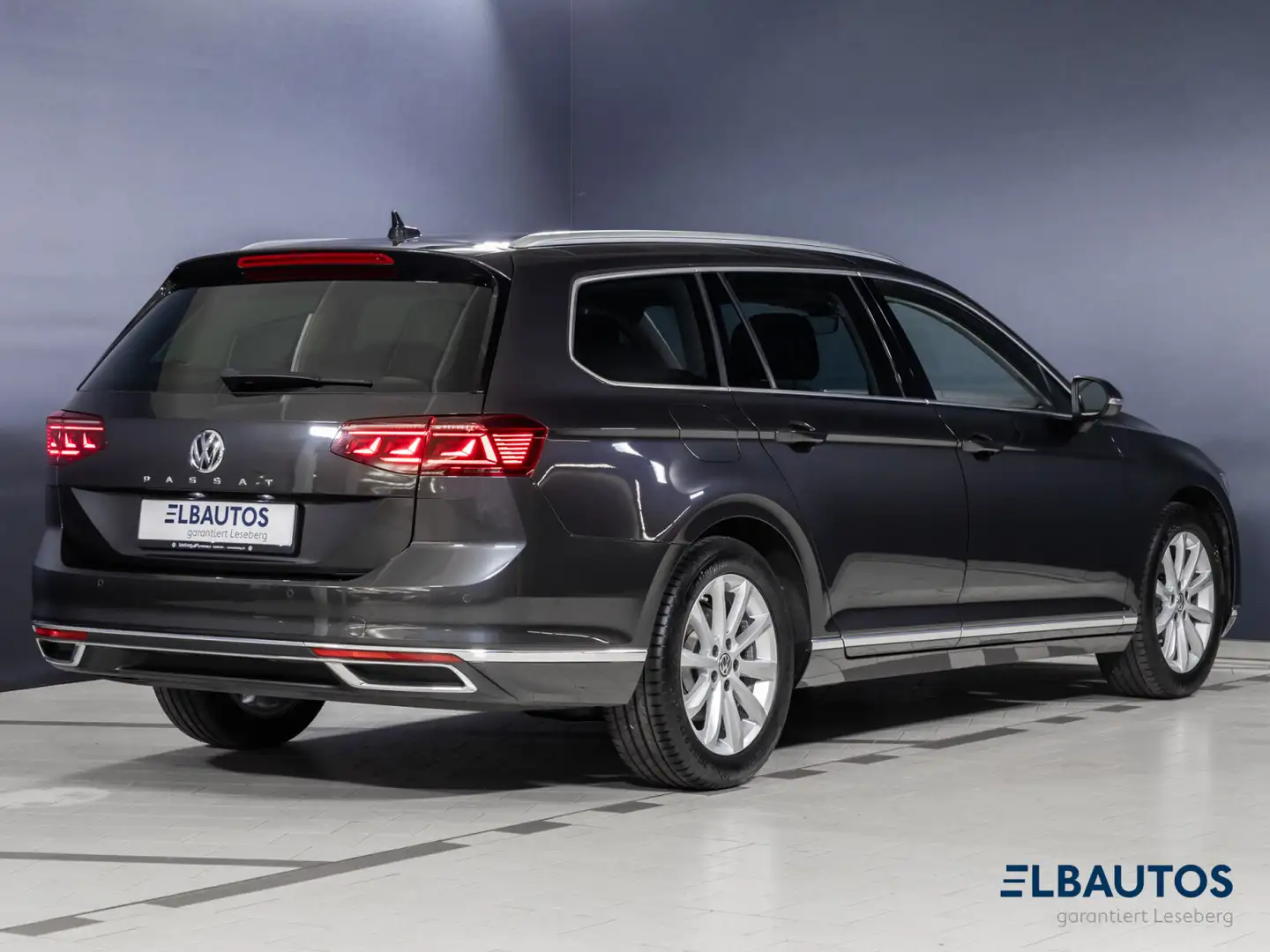 Volkswagen Passat Passat Var. 2.0 TDI DSG Elegance Nav/LED/ACC/AHK Grau - 2