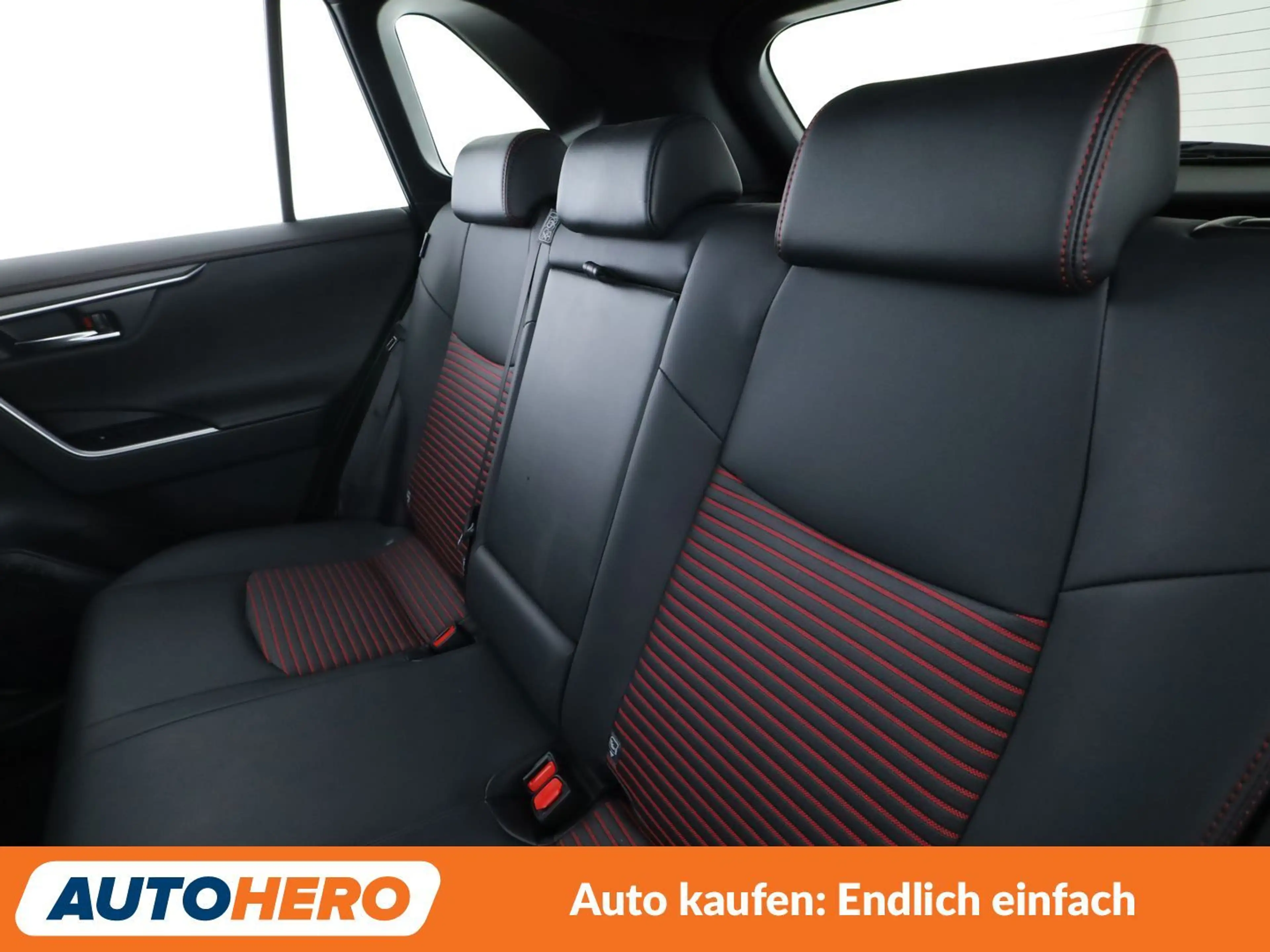 Suzuki Across 2.5 Plug-in Hybrid Comfort+ E-Four Aut.*ACC*CAM*SH — photo 14