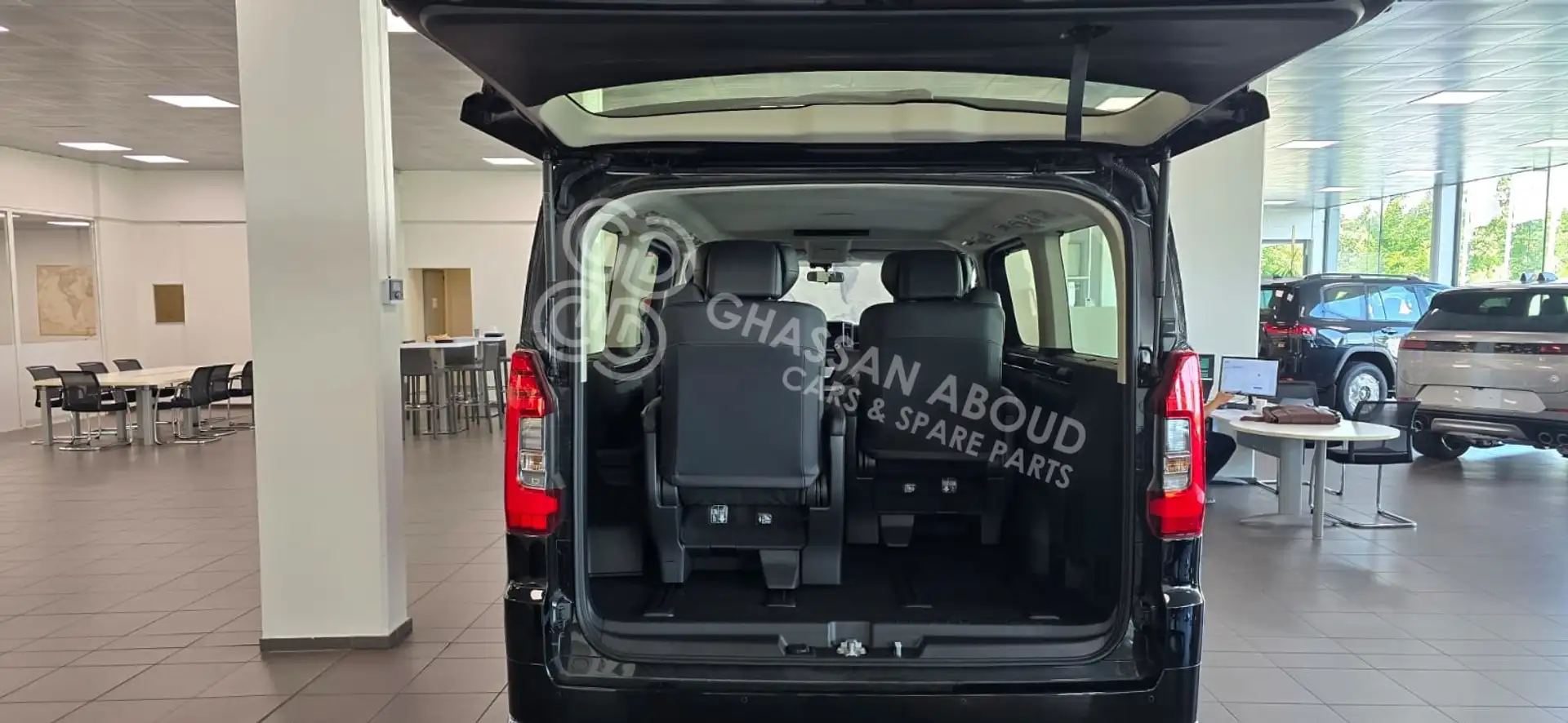 Toyota Hiace GRANVIA 2.8L D- VIP-EXPORT OUT OF EU ONLY Nero - 2