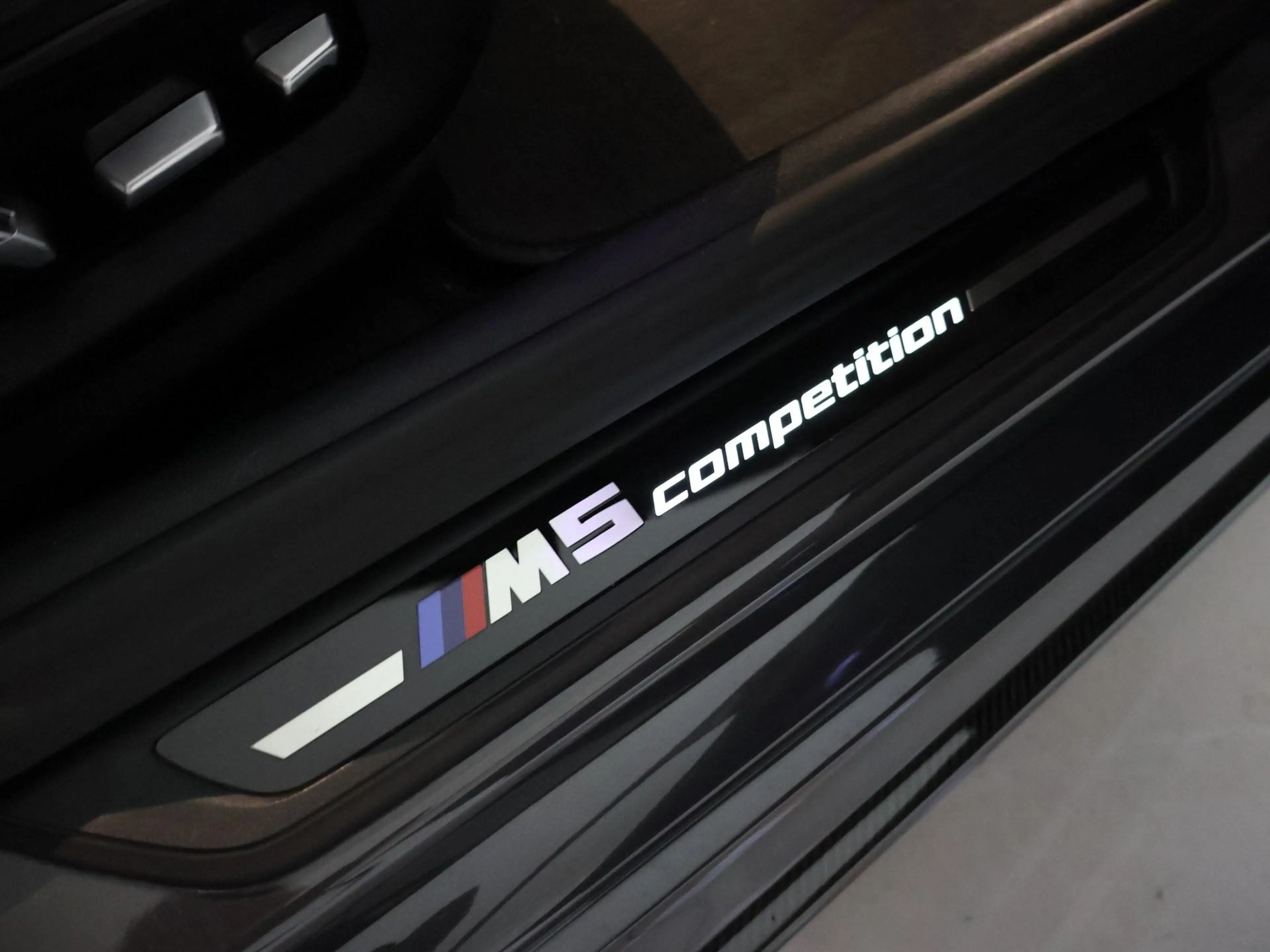 BMW M5 5-serie COMPETITION 740 PK FACELIFT 2021 MODEL ORI — photo 18