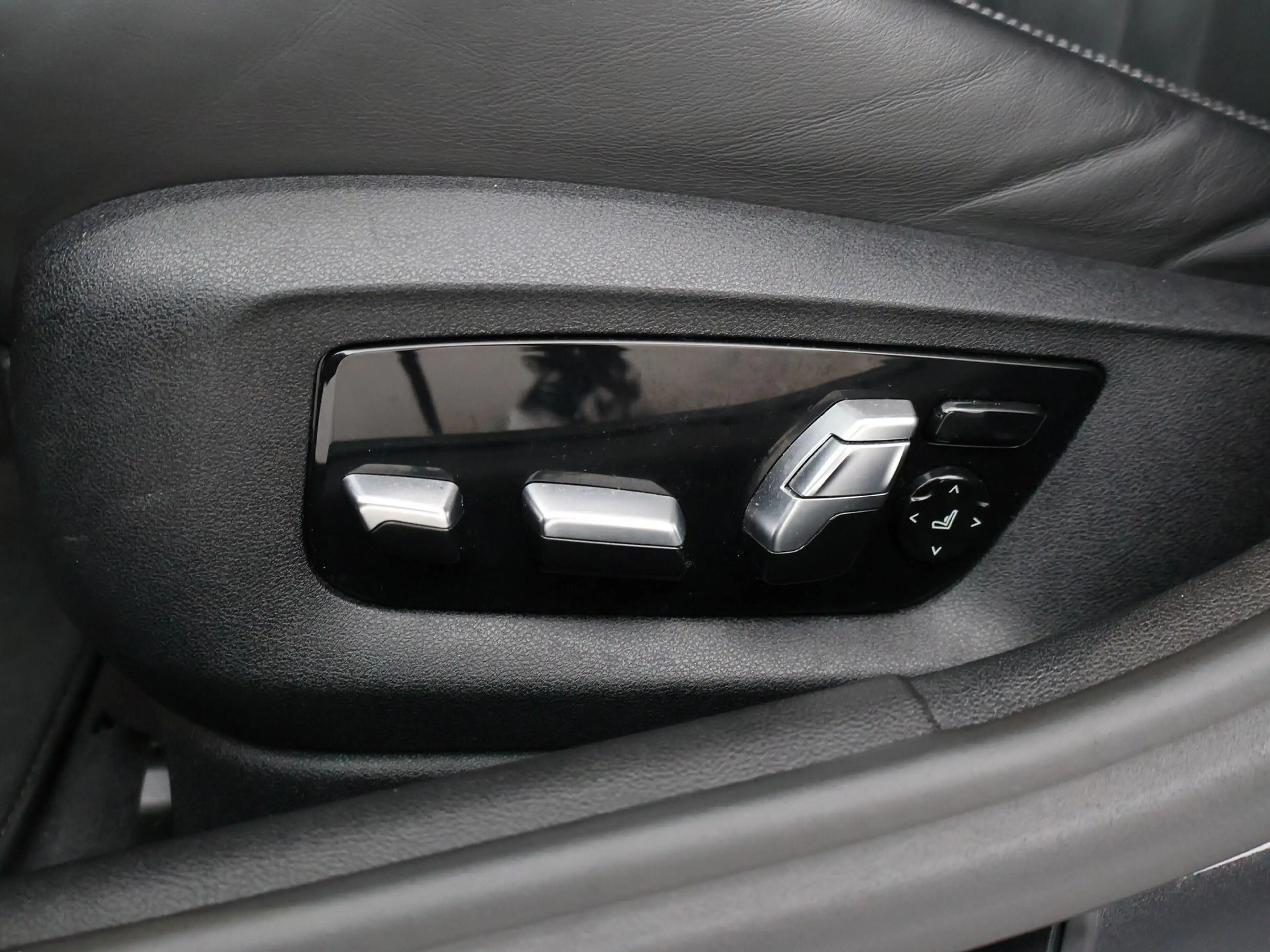 BMW M5 5-serie COMPETITION 740 PK FACELIFT 2021 MODEL ORI — photo 49