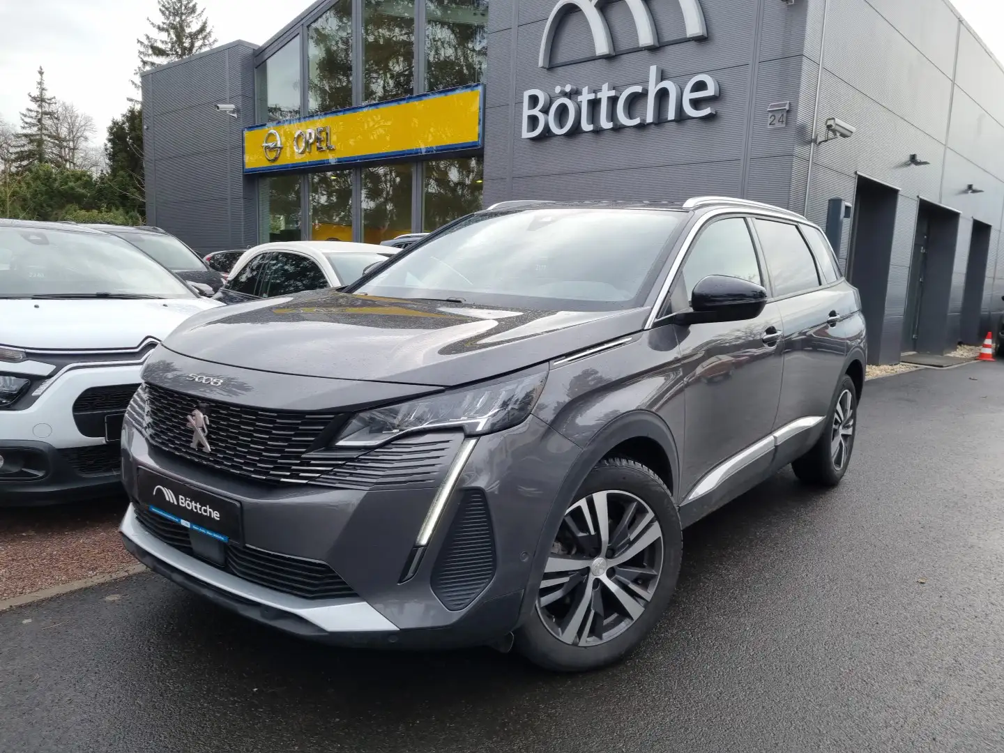 Peugeot 5008 1.2 Allure Pack LED/Navi/SHZ/PDC/180°Kamera Grau - 2