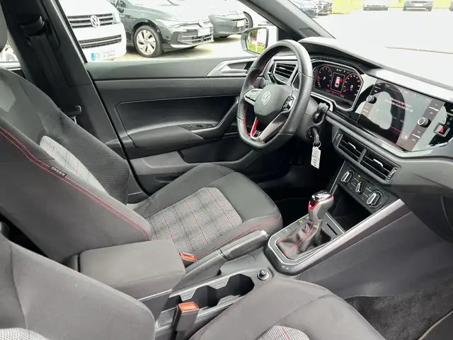 Volkswagen Polo view 15
