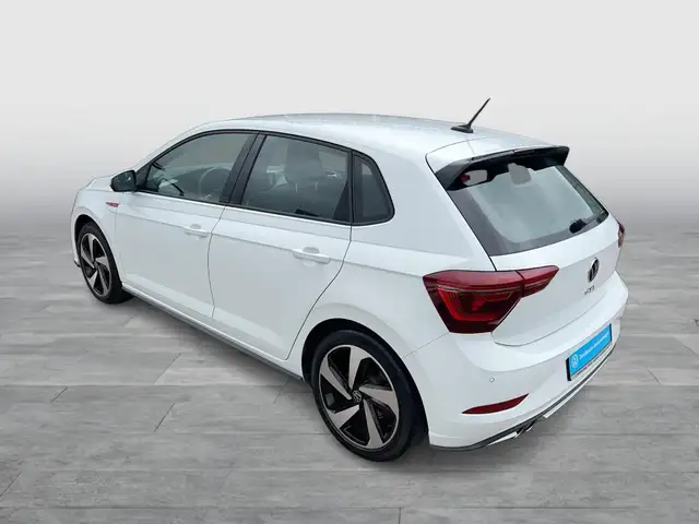 Volkswagen Polo view 3