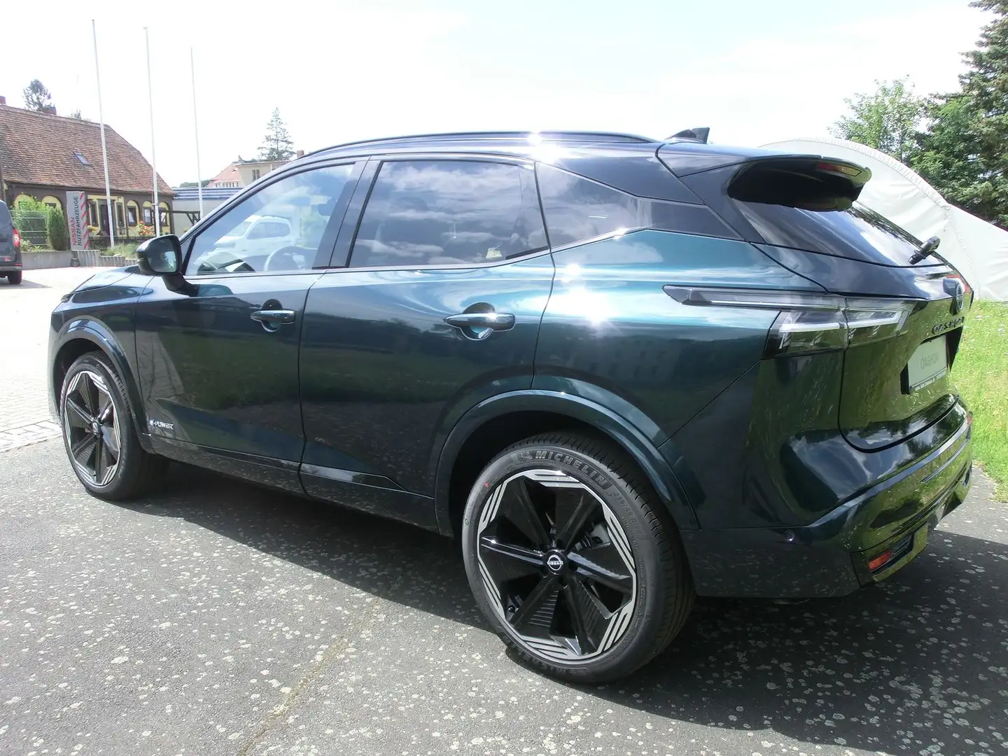 Nissan Qashqai e-Power N-Design Googlenavi Komfort+Winterpaket Grün - 2