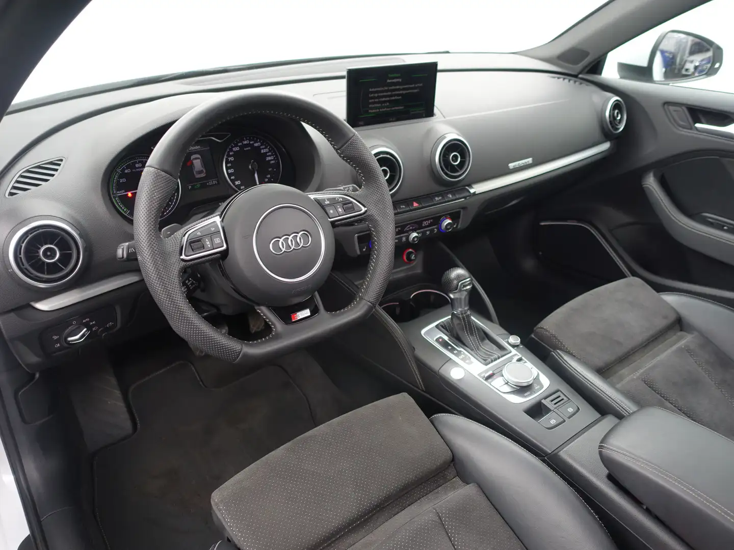 Audi A3 Sportback 1.4 e-tron PHEV S-line Black Optic Aut- Blanc - 2