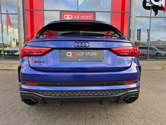 Audi RS Q3 view 7