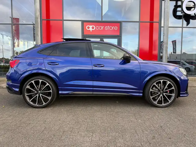 Audi RS Q3 view 5
