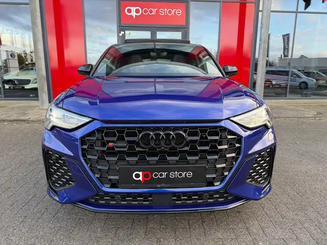 Audi RS Q3 view 2